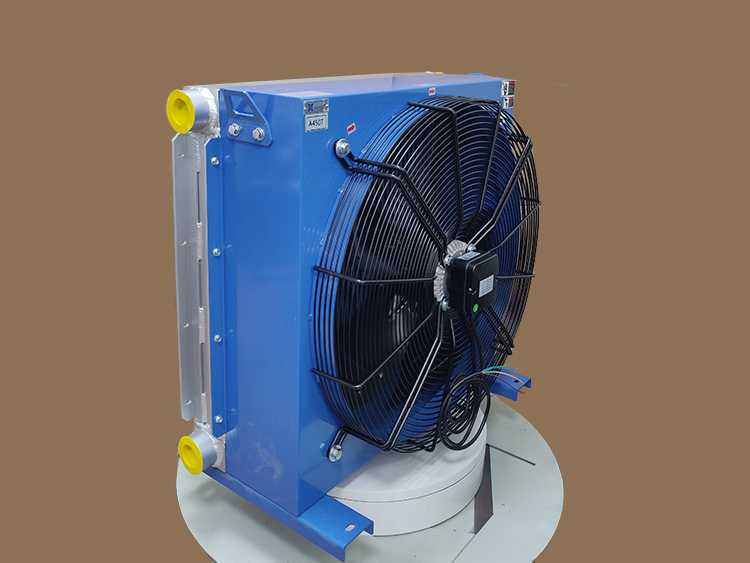 A450T-AC外轉(zhuǎn)子風(fēng)機驅(qū)動型